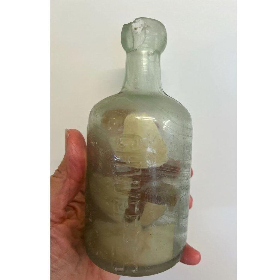WWI soldiers' messages in a bottle found on Australian beach more than 100 years later